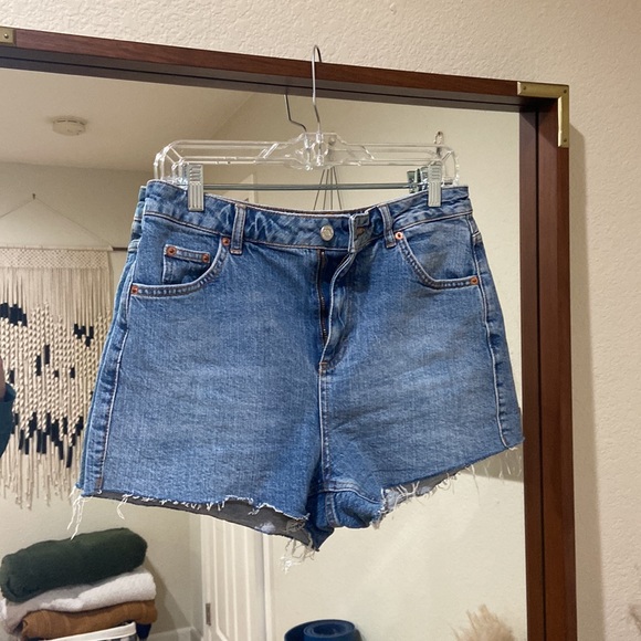 Topshop Premium Denim Mom Shorts MID BLUE - Picture 1 of 5